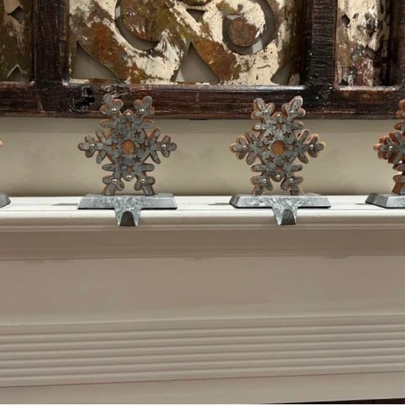 Set of 4 Stocking Holders, wood and galvanized metal - Picture 5 of 7